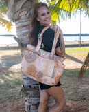 ʻOpihi ʻEke Mākaukau bag carried on the shoulder by model